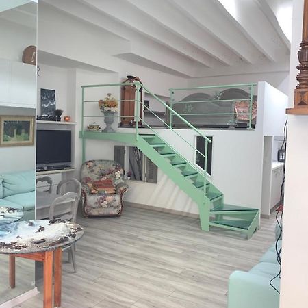 Appartement Joli Studio au Soleil à Menton Extérieur photo